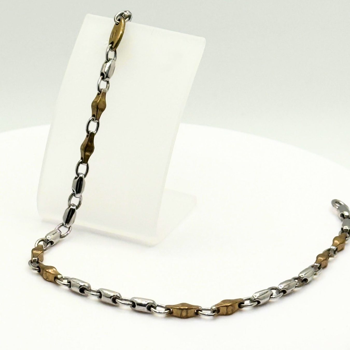9ct white and yellow gold  ·  linked  ·  Birmingham hallmark